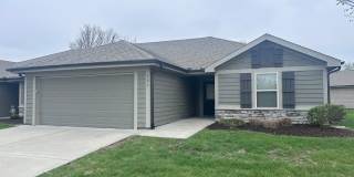 Single Level 2 Bed | 2 Bath | 2 Car Garage Attached Villa in Blue Springs Gallery 1