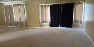 8640 Castle Hill Avenue Gallery 29