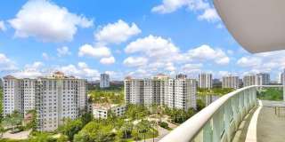 19955 NE 38th Ct Gallery 39