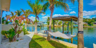 807 SNUG Island Gallery 44
