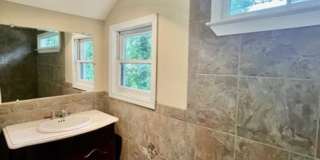 Introducing WesleyHeights401, a charming 3-bedroom, 2-bathroom house located in the heart of Charlotte, NC Gallery 19