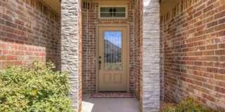 $500 Off First Month's Rent!!! St James Park Home in Norman - Community Pool!  Available in Now! Gallery 18