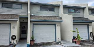 Here is your 3bed/3bath home on the water! Gallery 1