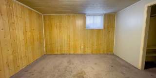 PRELEASING for AUGUST! Close to Campus Gallery 21