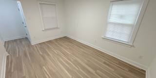 102 Cushing Street Gallery 1