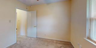 Spacious 3 Bedroom Home with Sunroom & Large Backyard Gallery 19