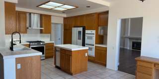 Single Family in The Vineyards in Oxnard Gallery 4