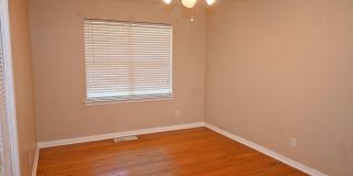 4 Bed 3.5 Bath in University Park! Gallery 18