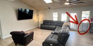 219 W HARMONT Drive Gallery 9