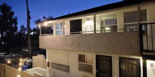 LARGE APARTMENT WITH PRIVATE YARD - PETS OK - $99 DEPOSIT Gallery 1
