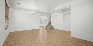 15102 W WESTVIEW Drive Gallery 6