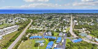 1637 NE Nautical Place Gallery 5
