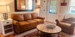 Fireside Cottage in the Heart of Jacksonville $300 Utility fee Gallery 1