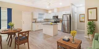 1817 Stauffer Street Gallery 5