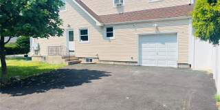 761 Jackson Avenue Gallery 1