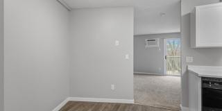 Hillcrest Place Gallery 24