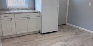 Remodeled 4 Bedroom 1 Bathroom Home Gallery 7