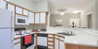 Enclave at Wolfchase Gallery 12