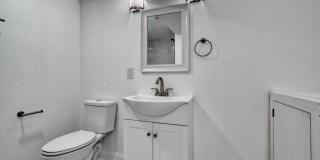701 PLATINUM Avenue Gallery 34