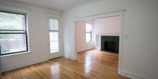 5416 S. Woodlawn Avenue Gallery 10