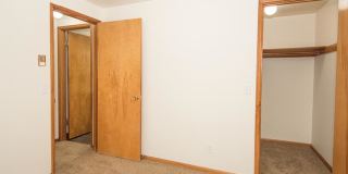Royal Oaks Gallery 26
