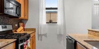 950 W Leland Avenue, Gallery 5