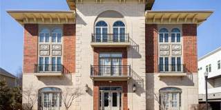 212  SE A  ST Unit #13 Gallery 1