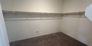 Stunning 3 bedroom, 3 bathroom home located in Visalia, CA. Gallery 25