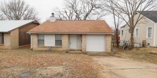 2 BED 1 BATH HOUSE Gallery 1