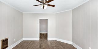 512 Oshaughnessy Avenue NE unit: A Gallery 6