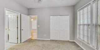 Single-family home in Kennesaw, GA near KSU, Town Center and Woodstock. Gallery 28