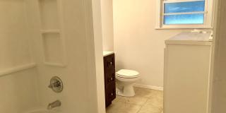 3br/2ba cottage by LSU with all new appl, 2nd house from River Road Gallery 10