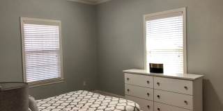 3BR/3BA House Near Campus Gallery 16