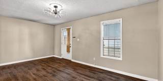 Harts Landing - Right next to the pool! One month half off rent! Gallery 12