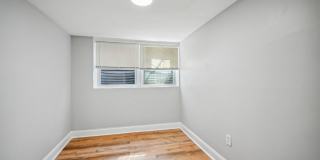 Newly Renovated 5BR/2BA Brownstone, Washer/Dryer Gallery 17
