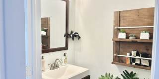 **"Modern Elegance: Fully Updated 3-Bed, 2.5-Bath Townhome with Designer Kitchen"** Gallery 20