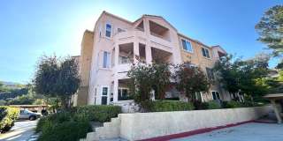 2 bed, 2 bath located in Corona, CA! Gallery 1