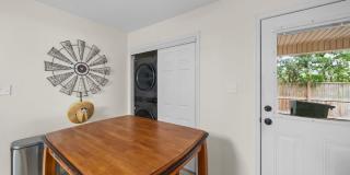Southside Savannah Gem – 4BR Home in Windsor Forest with Sunroom & Patio Gallery 26
