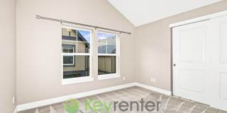 Elegant Three Bedroom Home with Office and Balcony Gallery 19
