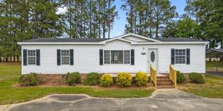 Country Living at it's Finest! Gallery 1