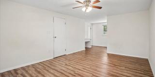 9404 MIRROR POND Drive Gallery 32