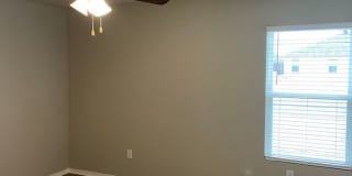 3809 Travers Lane Gallery 7