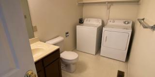 3 Bed/2.5 Bath Bloomington Townhouse Gallery 6