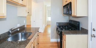 1210 W. Waveland Apt. Gallery 11