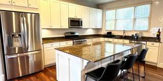 HIGHLY DESIRABLE AND SPACIOUS HOME FULLY EQUIPPED WITH SOLAR PANELS + LANDSCAPING INCLUDED Gallery 11