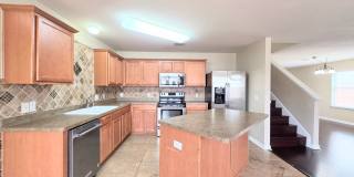 914 Tisbury Parkway Gallery 17