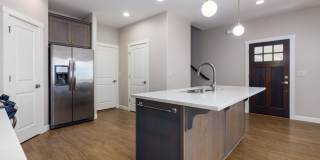 Pre- Leasing Large 3 Bedroom Home- With Garage Gallery 3