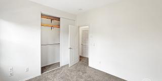 Welcoming 2B/2BA Condo with Balcony, In-Unit Laundry and Pool Access. Gallery 17