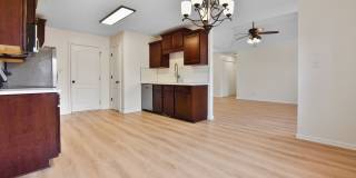 Pet Friendly Three Bedroom with Bonus! Gallery 9