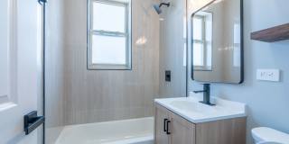 6239 North Western Avenue, Apt 202 Gallery 12